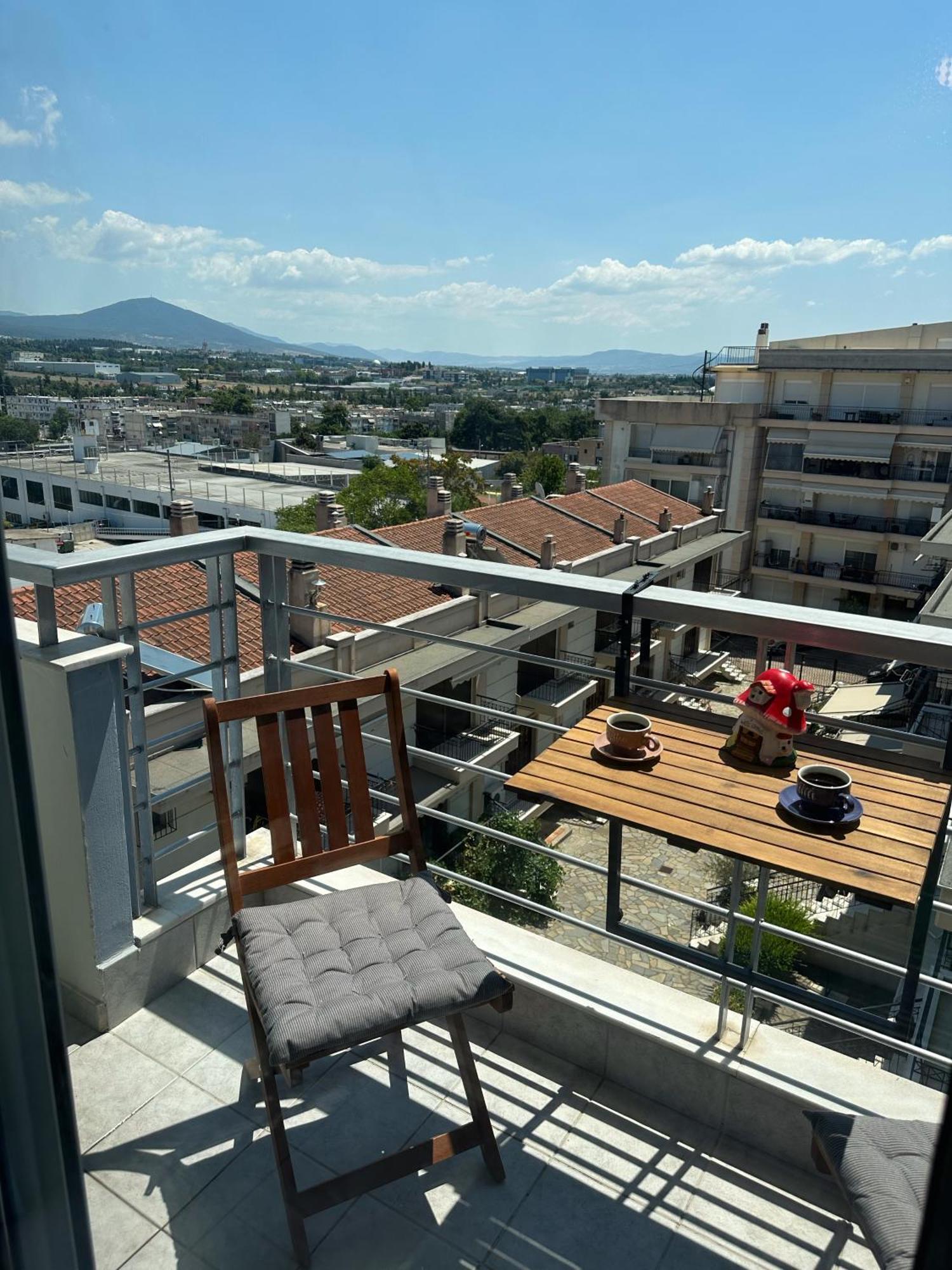 Homely Flat Near Airport Солун Екстериор снимка